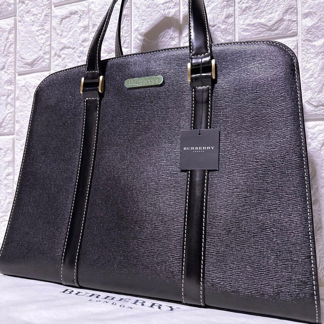 【未使用】バーバリー ブリーフケース ノバチェック ゴールド金具 3層 自立 黒 imgrc0120876987.jpg