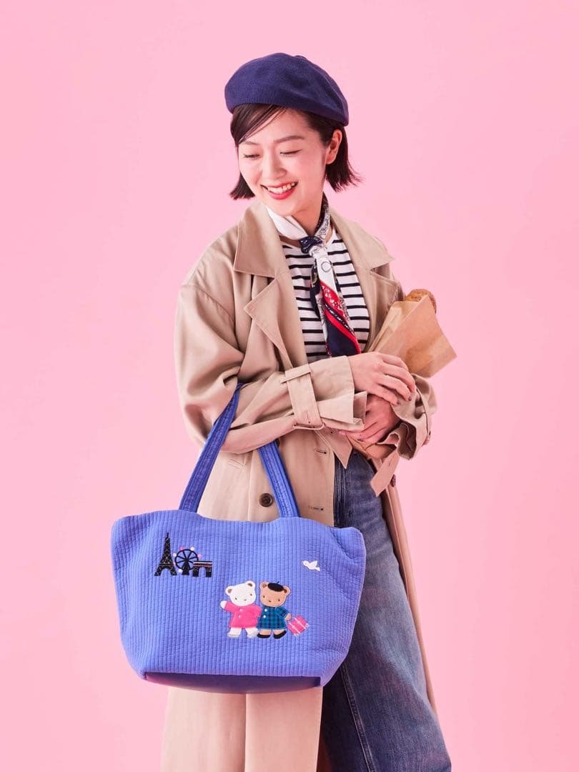 新品　完売品　ファミリア　ピオヌンナル　コラボ限定　ボヤージュ　ブルー familiar×pionunnal 第3弾 機能性に優れたバッグやマルチケースの