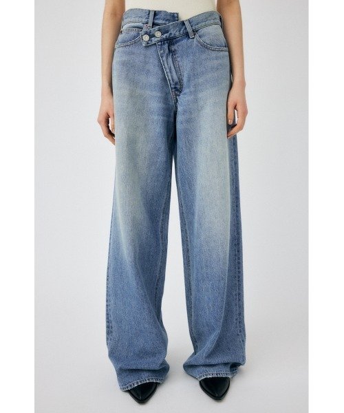 MOUSSY（マウジー）の「CROSS WAIST WIDE STRAIGHT（デニムパンツ